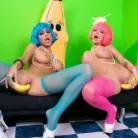 Jessica Jaymes in 'We Love Bananas'