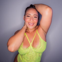 Mega Ass Carmela Clutch Creampie