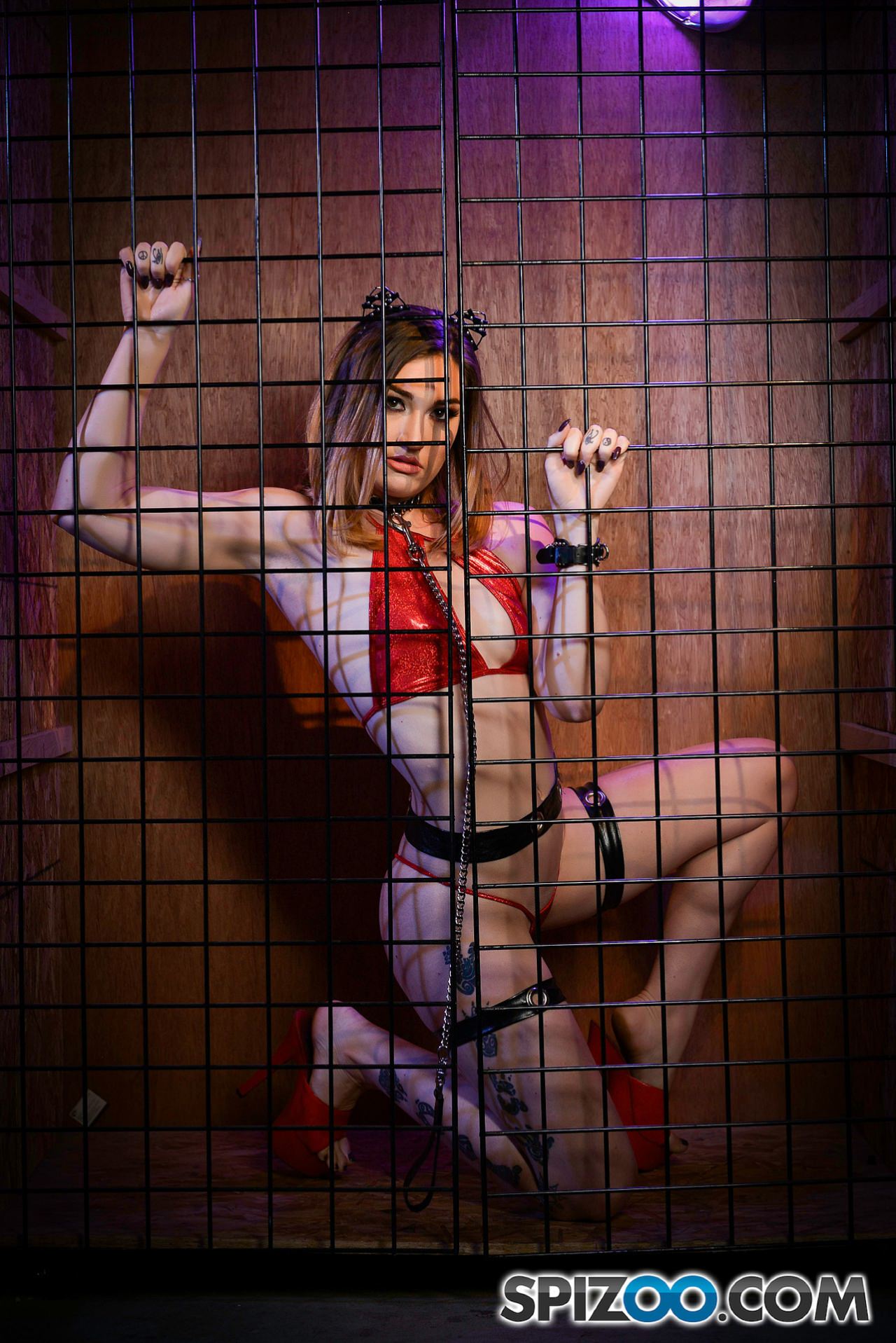 Kat and Luna Caged Lesbo